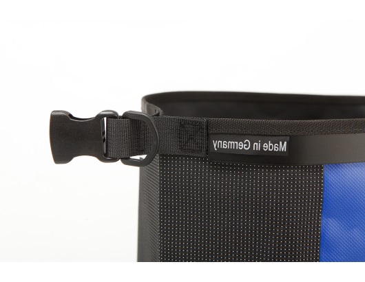 autre photo de IMG/hf/hf_master_pack_trekking_sac_etanche_bretelles.jpg