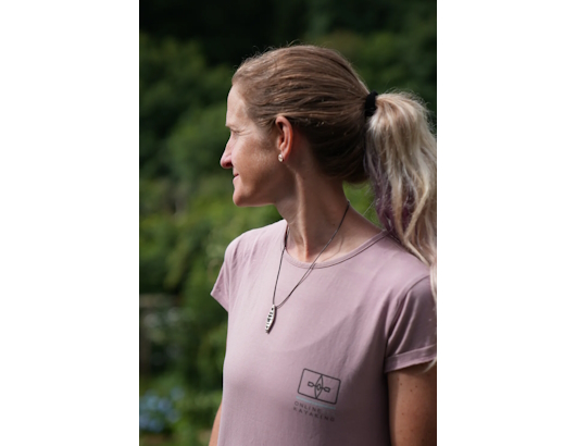 autre photo de IMG/hiko/necklace_pendentif_kayak.jpg