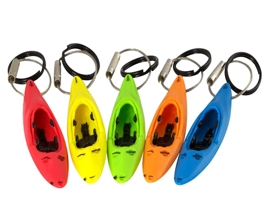 autre photo de IMG/hiko/whitewater_kayak_keychain.jpg