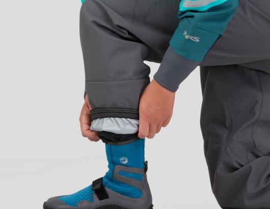 autre photo de IMG/nrs/nrs_navigator_gore_tex_women_semi_dry_suit.jpg