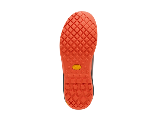 autre photo de IMG/palm/palm_wave_sneaker_mandarin.jpg