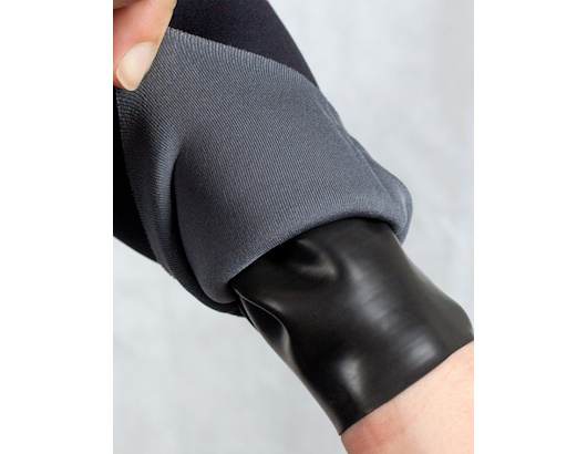 autre photo de IMG/sandiline/anorak_kayak_sandiline_extrem_rouge.jpg